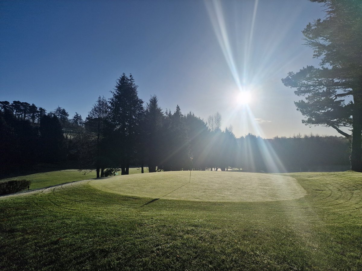 🎅 OPEN TODAY! 🎅

The Course &amp; Clubhouse Are Open
Still shopping for Christmas?

Swing by the clubhouse for last-minute golf gifts that always hit the fairway.

🎁 Last chance before Christmas!