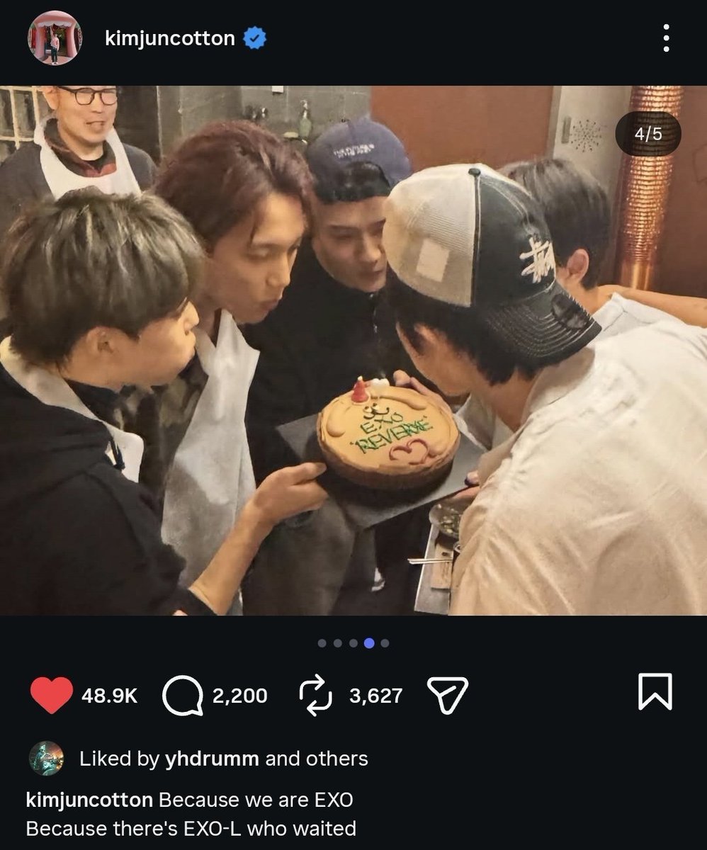 junmyeonxsuho's tweet image. Kai: "I'm EXO!!"
Chanyeol: "But I'm EXO!!!!!"
SUHO: "We are EXO because there are EXO-Ls who waited for us."