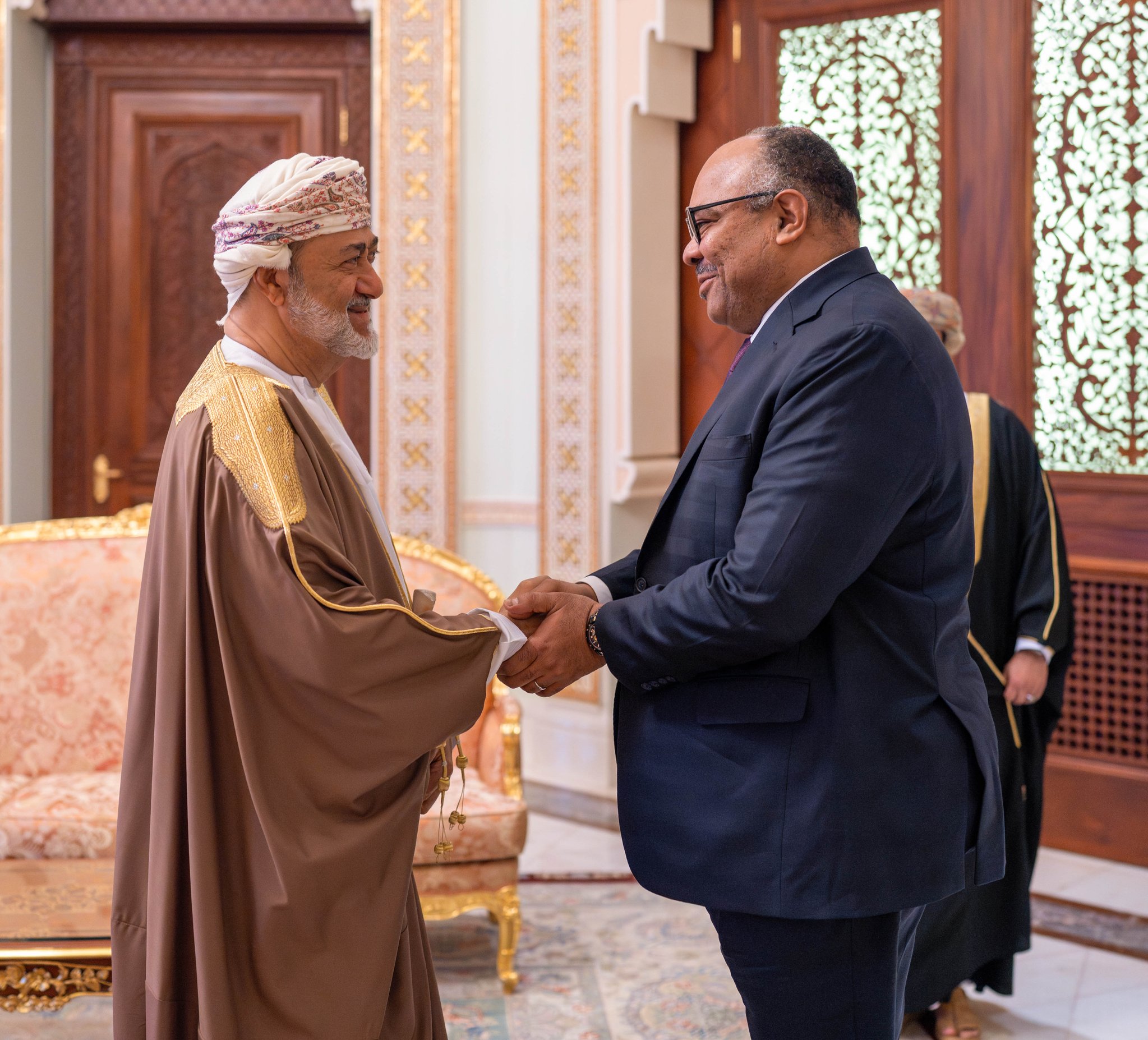 أثير| صور من استقبال جلالة السلطان المعظم لوزير الشؤون الخارجيّة والتّعاون الشّرق أفريقي التّنزاني 