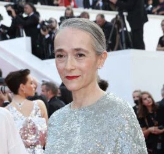 Escalet83's tweet image. On a la preuve aujourd'hui que nous travaillons pour que les racailles de l'#audiovisuelPublic se remplissent les poches.
Je refuse d'être LA PUTAIN de #DelphineErnotte, de #Nagui, de #LeaSalamé, de #PatrickCohen, de #ThomasLegrand et de toutes les gauchiasses du service public !