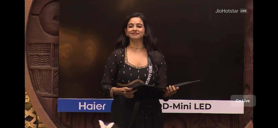 L o k i 🍁 tweet media