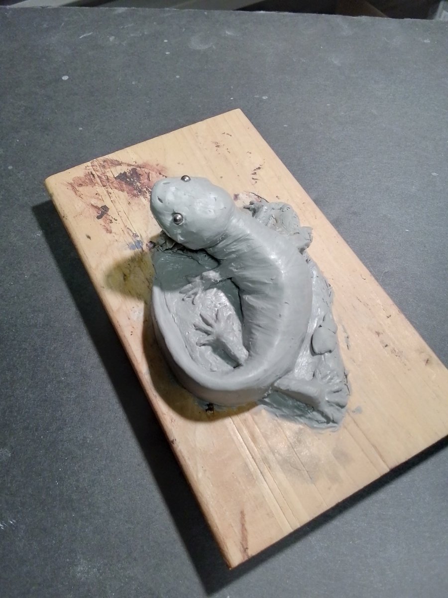 昨日の夜に息抜き造形。 タイガーサラマンダー。 オビやトウブやグレー