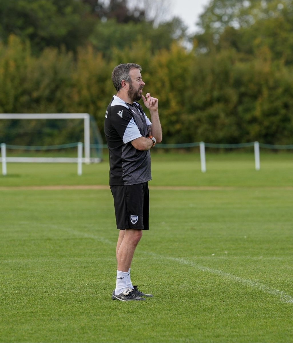 Promoting yourself is an underutilised tool for coaches who want to further themselves.

I'm not a great coach, but I'm good at putting myself out there on social media, which has helped me gain opportunities. 

Don't be afraid to put yourself out there and have a presence.

A 🧵