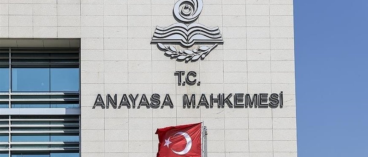 ANAYASA MAHKEMESİNDEN SENDİKAL HAKLAR ADINA EMSAL KARAR
turkegitimsen.org.tr/anayasa-mahkem…