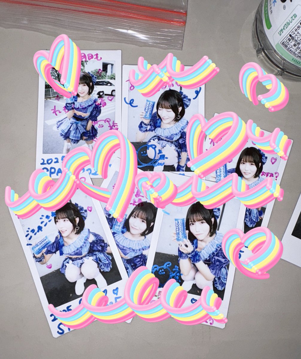 明日のライブのリモチェキ販売中です♡ サイン.日付.ひとことはここ