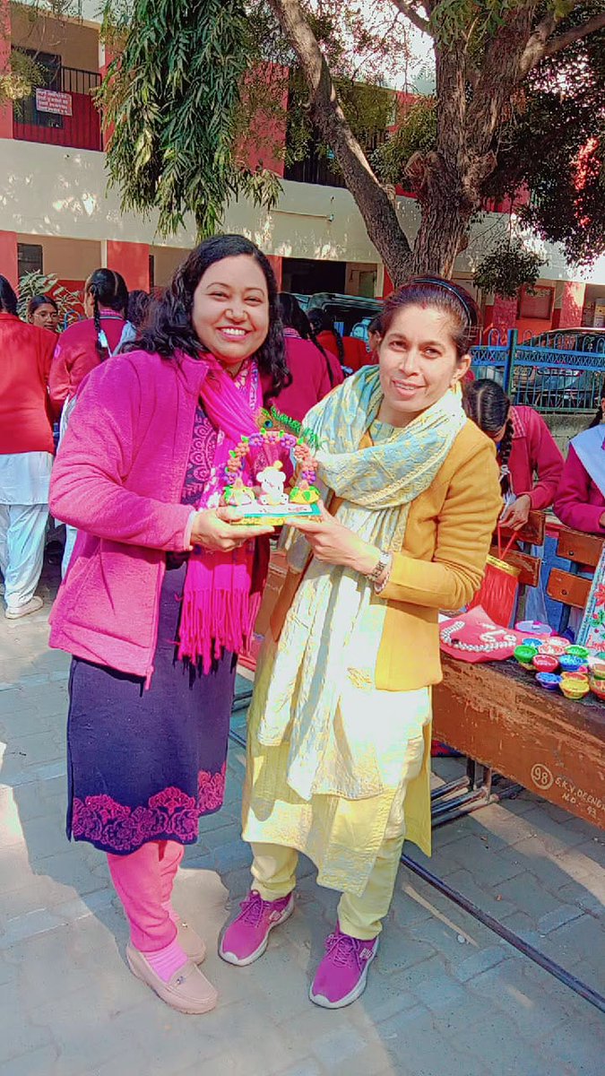DeendarpurS's tweet photo. Kaushal Bodh Mela at S K V DEENDARPUR 
To create awareness about skill development programs https://t.co/tqIDEohvYw