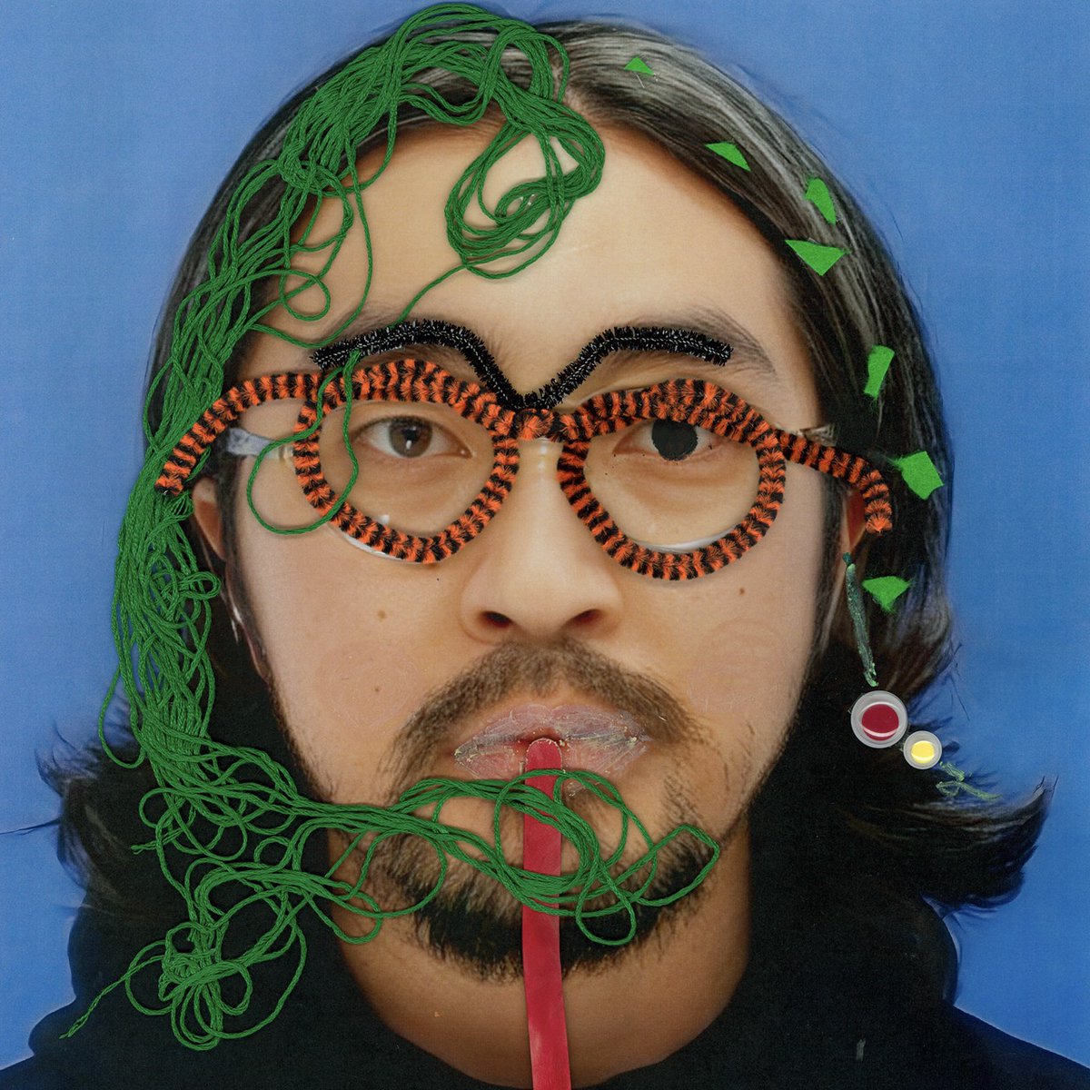 sensajp's tweet image. 【#NEWS】 
元LILI LIMIT・牧野純平によるソロプロジェクト・Mop?、弾き語りEP「求人」配信開始＆メンバー募集もスタート！

🔗sensa.jp/news/20251224-…

#Mop #SENSA @makinojyumpei