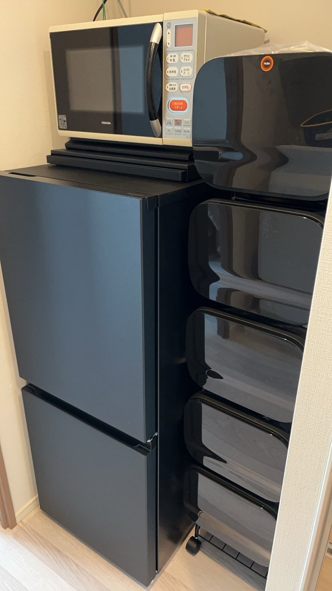 ꒰ঌ✿みか✿໒꒱　様　冷蔵庫 ようやく冷蔵庫設置！ 寸法ピッタリ！ シンデレラフィット！