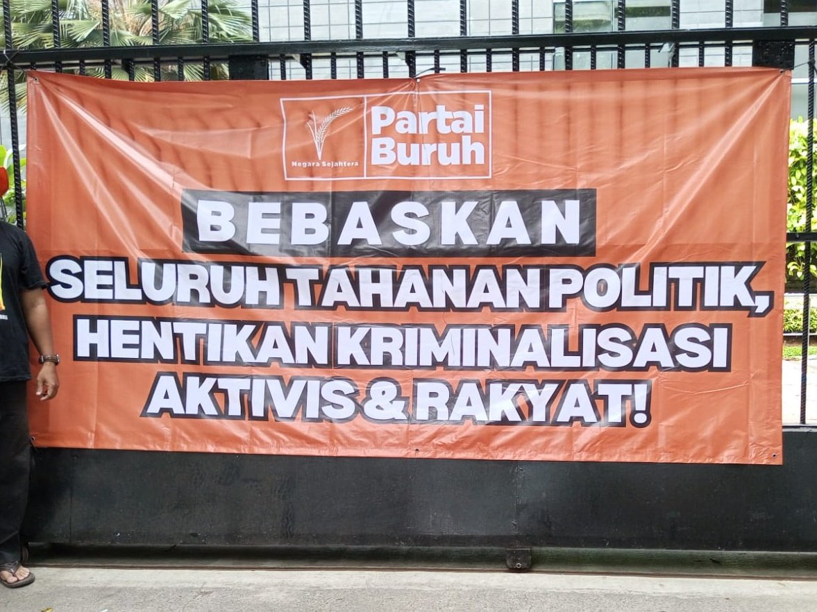 Suara Muda Kelas Pekerja tweet media