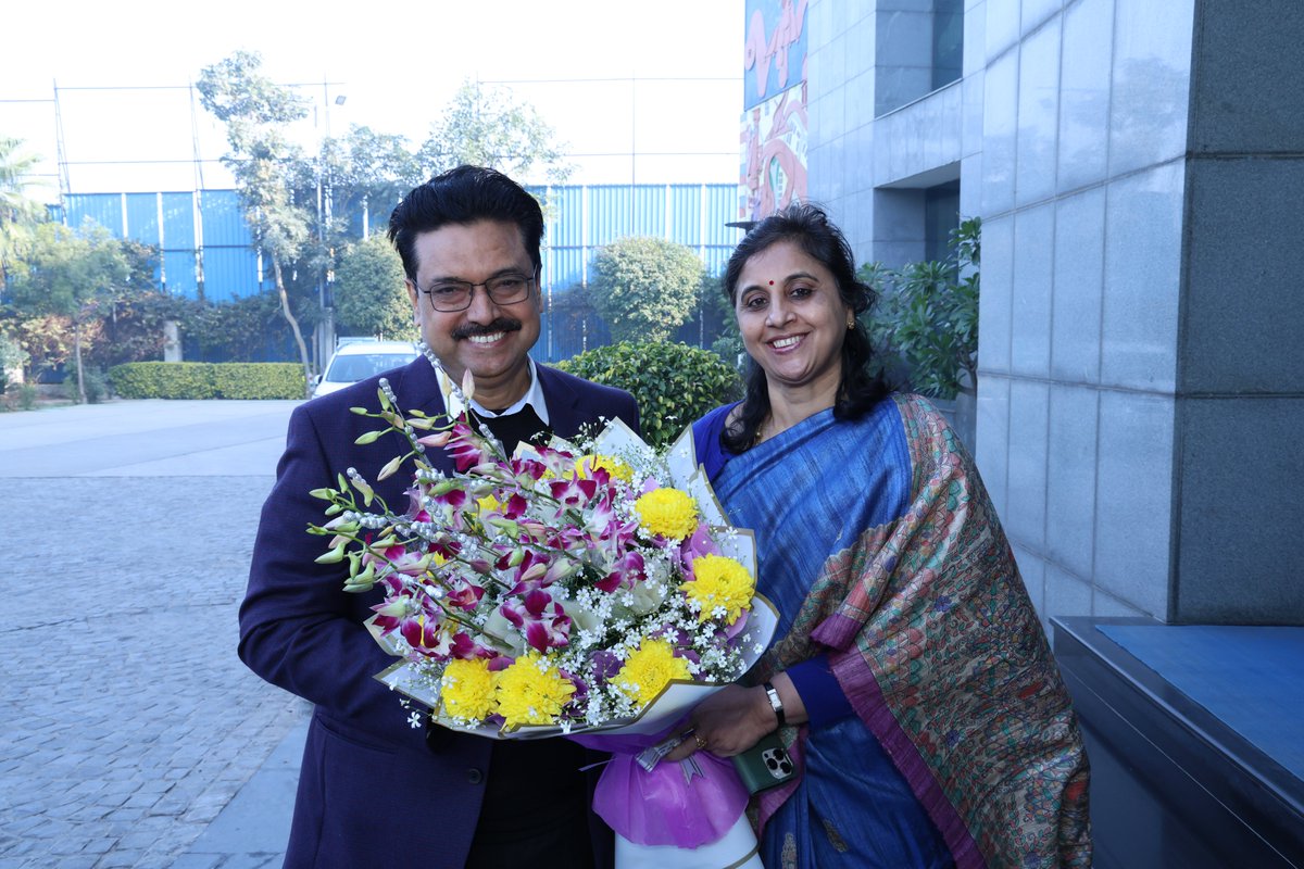 AICTE_INDIA's tweet photo. AICTE extends a warm welcome to Prof. Yogesh Singh as the new Chairman of AICTE. With his stellar administrative experience, visionary leadership in technical education and distinguished role as Vice-Chancellor of @UnivofDelhi, we look forward to a transformative journey ahead. https://t.co/yWzgAEjQw8