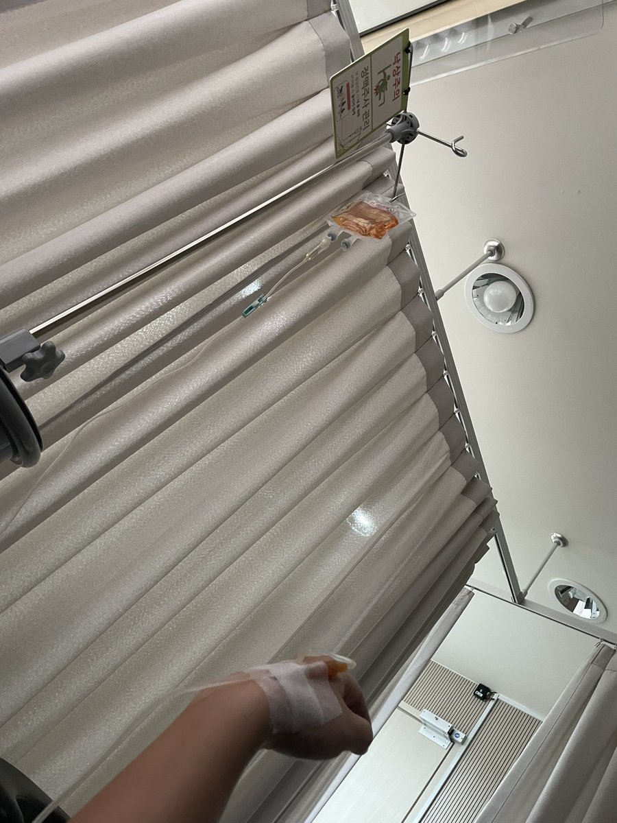 tanuchoi's tweet photo. 이건 생존신고인가 사망신고인가 https://t.co/dKgP2bdYVO