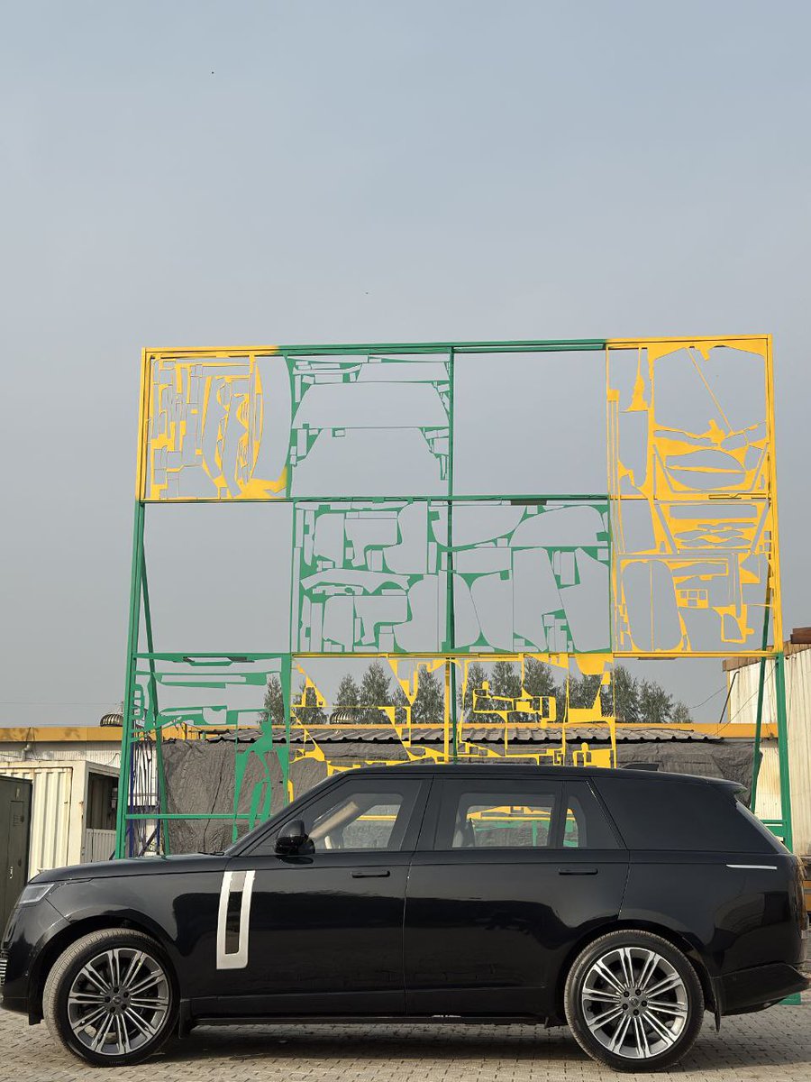 Strength doesn’t announce itself — it stands ready.
This Armoured Range Rover blends refined luxury with silent, uncompromising protection.

Security you feel, not notice. 

#JCBLArmouringSolutions #LuxuryArmouredVehicles #ArmouredRangeRover #BulletproofCars #CustomizedSolutions