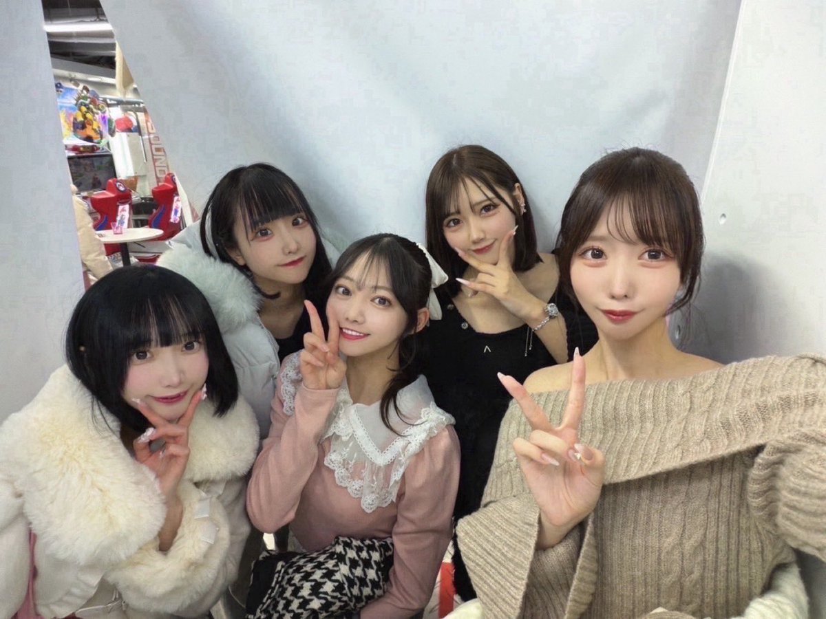 chiiii_nooo's tweet image. 花の定期集会🌷🌷🌷🌷🌷

いっぱい色んな話して、大人になったね〜
ってなりながらもみんな変わってなくて愛しい〜

来年も春夏秋冬集まろうね🤭🫶