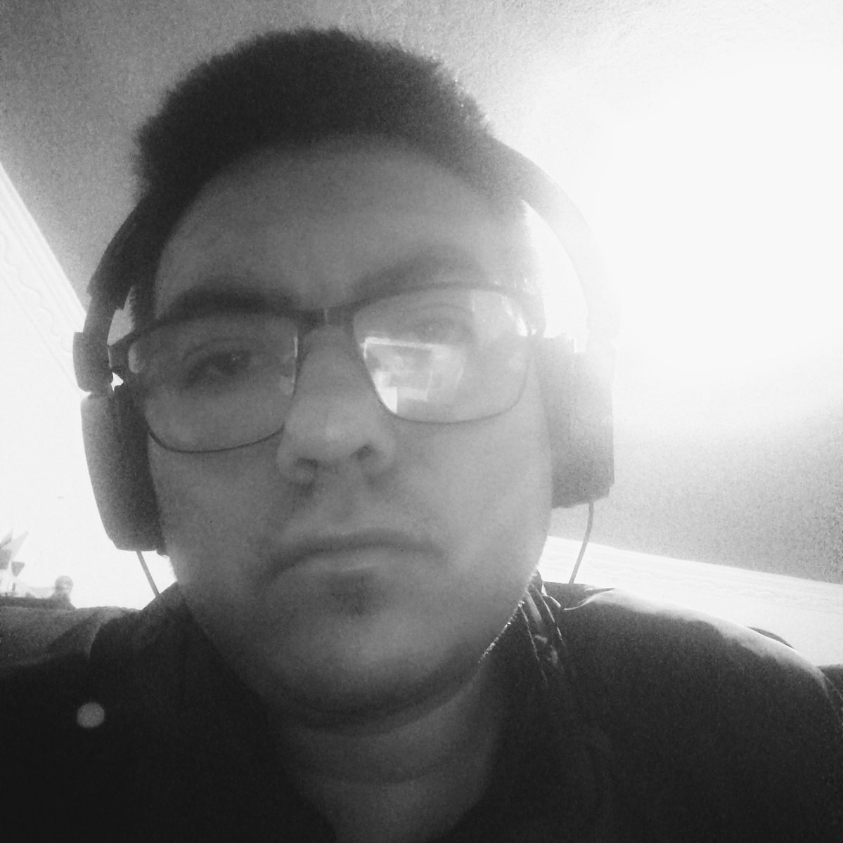 DonJesusMX's tweet photo. Trabajando ✍️💿🎙️ https://t.co/z7tdBkPL7m