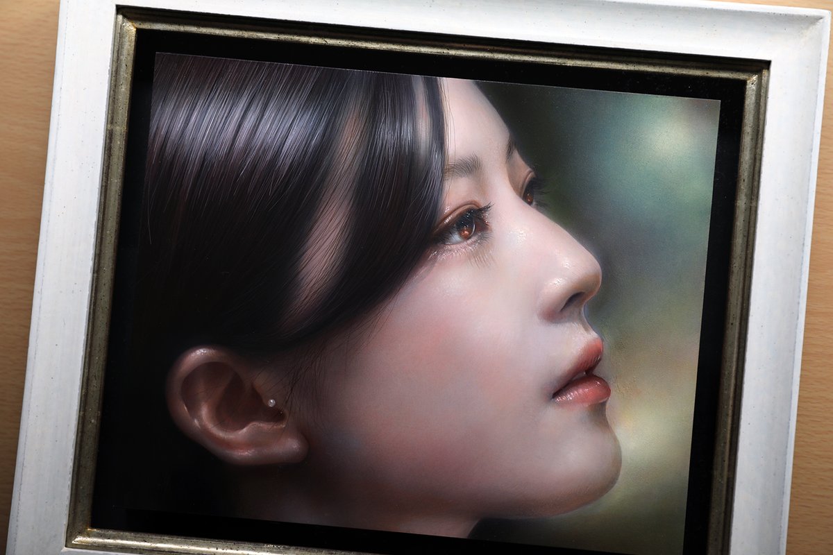 新しい絵、額装です。