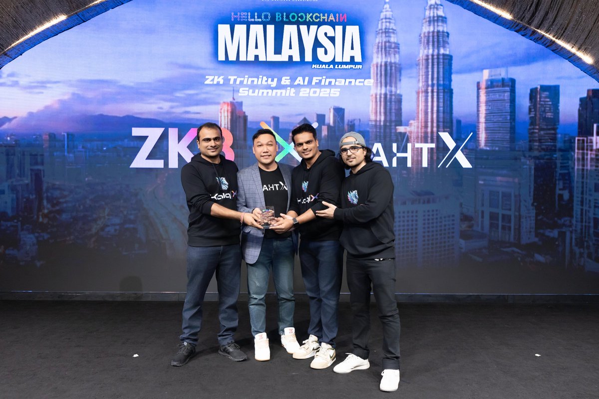 Hello Blockchain tweet media