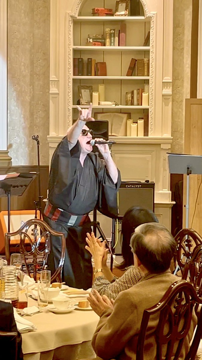 stuartotwit's tweet image. 日曜日は、長年お世話になっている方々が主催されたプライベートイベントで、ワンマン・ソロライブ🎉会場全体の温かさが最高でした。心より感謝❣️ I performed a one-man solo live set this past Sunday at a private event 🎉The warmth throughout the venue was incredible.❣️