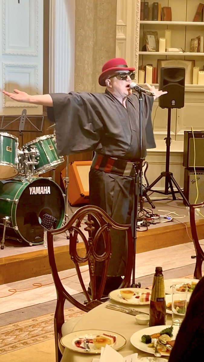 stuartotwit's tweet image. 日曜日は、長年お世話になっている方々が主催されたプライベートイベントで、ワンマン・ソロライブ🎉会場全体の温かさが最高でした。心より感謝❣️ I performed a one-man solo live set this past Sunday at a private event 🎉The warmth throughout the venue was incredible.❣️