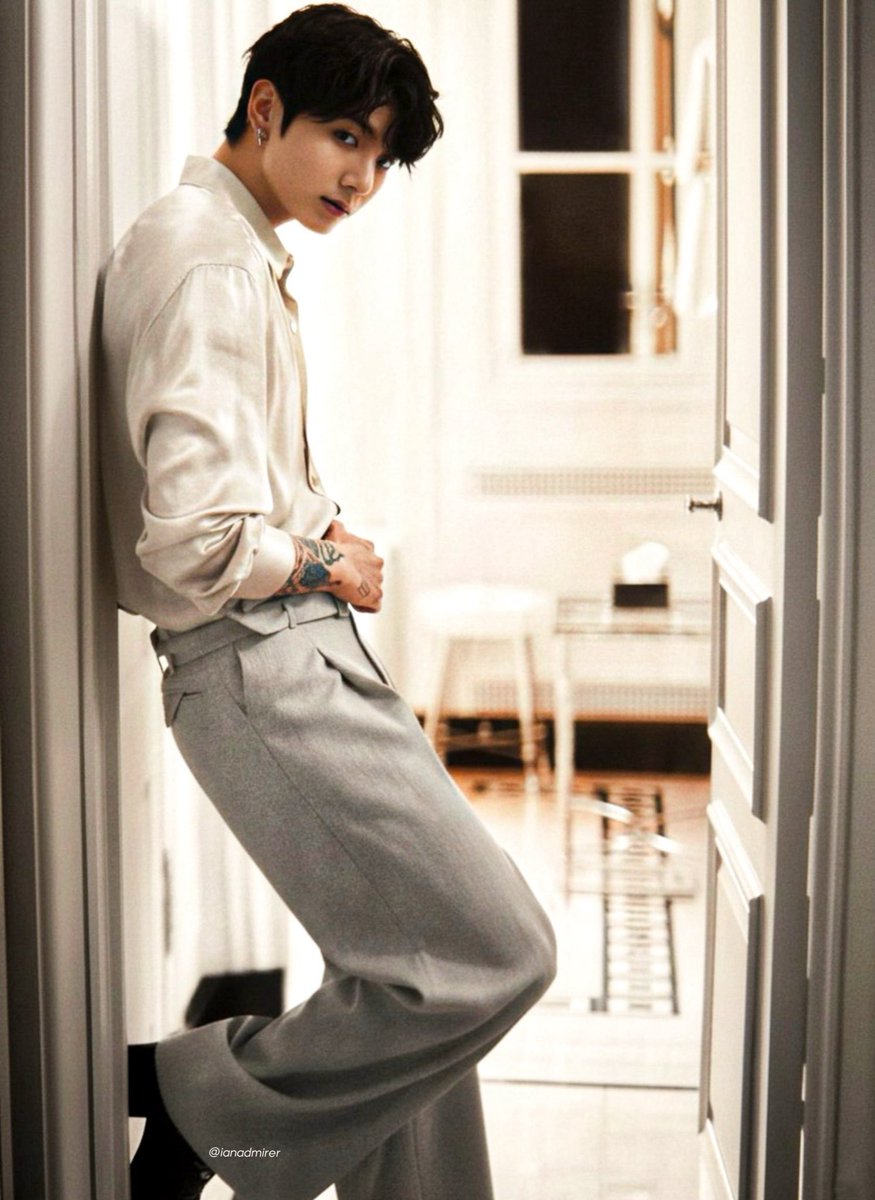 Tia⁷ is ready to #2026BTSYear 🔍 ⍤⃝🔎💜⟭⟬⟬⟭ (@MrsTOH2O