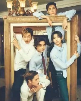 rzebels's tweet image. close enough welcome back dead poets society