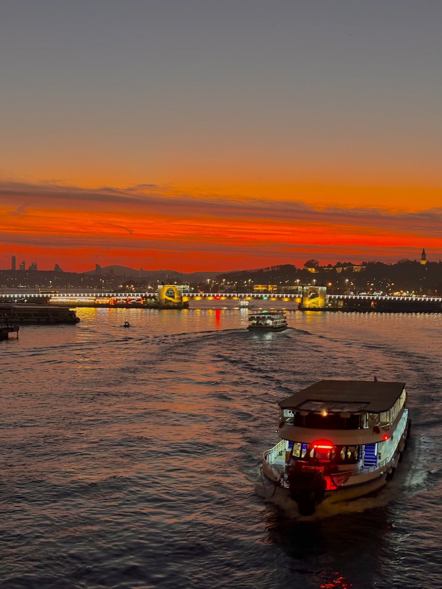 İstanbul'da gün doğumu.🌅