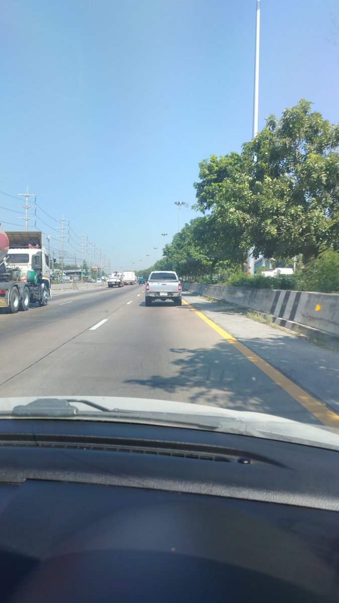 สมชาย สระบุรี tweet media