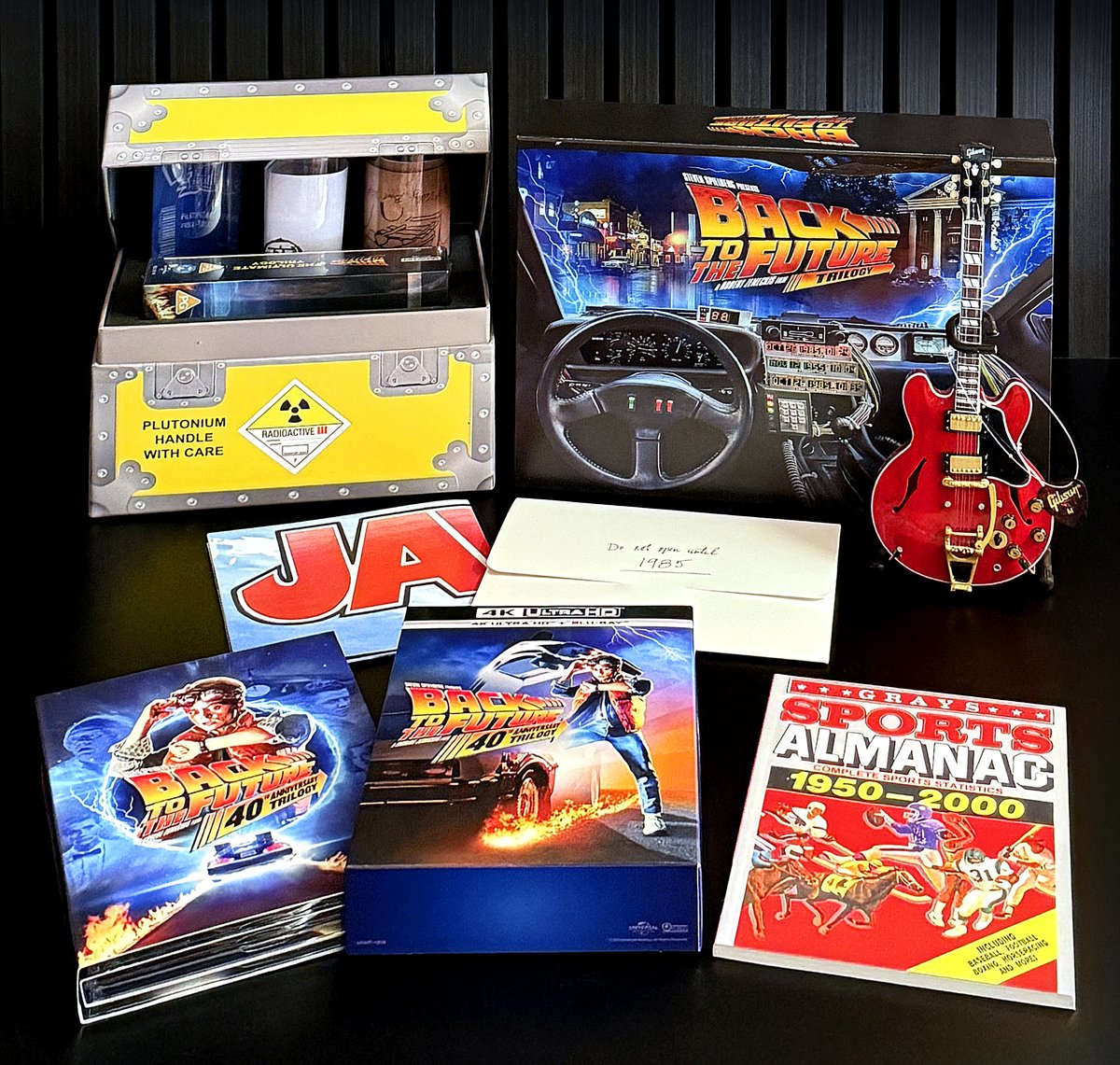 激レア　バックトゥザフューチャー2 & インディ・ジョーンズ　ビデオ屋　吊り広告 激レア バックトゥザフューチャー2 & インディ・ジョーンズ ビデオ屋