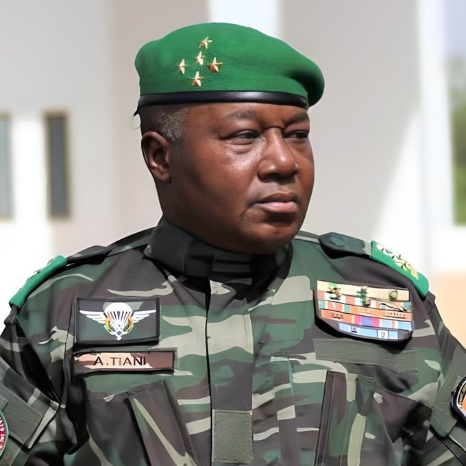 NigeriaStories's tweet image. BREAKING NEWS: Niger republic issues a reciprocal total and complete ban on issue of visa to all US citizens and an indefinite ban on entry for nationals of the USA.