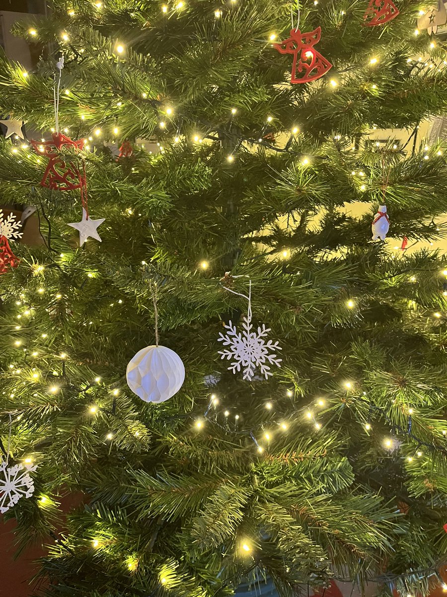 Wishing everyone a very happy festive season! We’re looking forward to 2026! If you’d like to start the New Year by volunteering with Blackhall Community Trust (helping at events, joining the board of trustees or sharing skills), please email blackhallcommunitytrust@gmail.com!