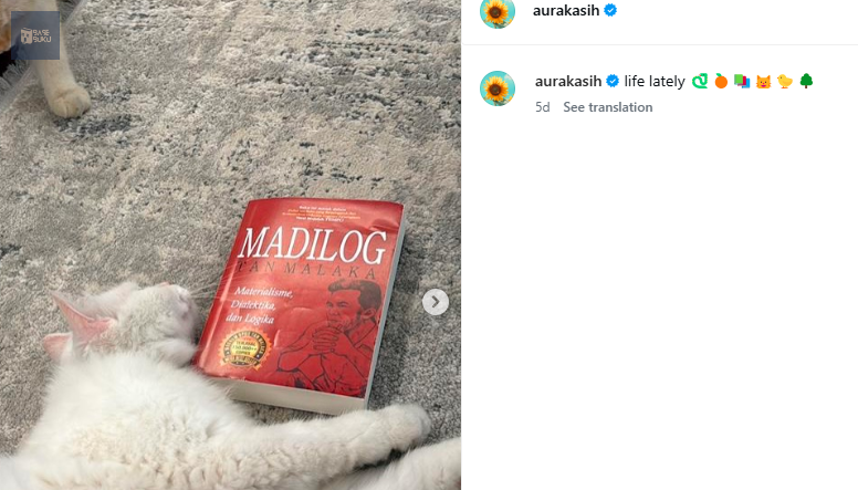 basebuku's tweet image. Aura Kasih baca Madilog juga 📚 Keren. Madilog ini viral banget ya. Sender jadi pengen baca juga.