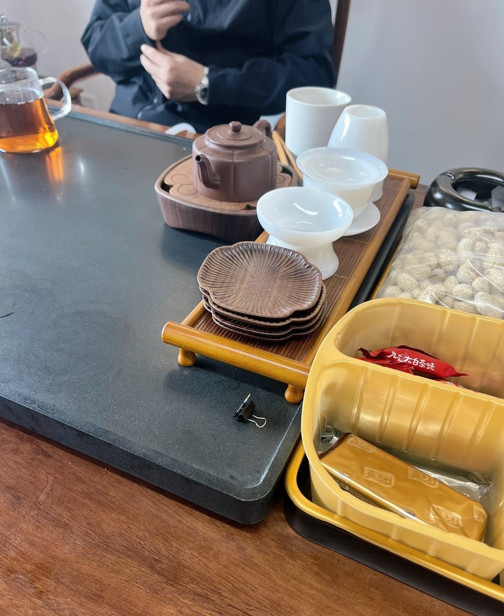 一只猫女士 tweet media