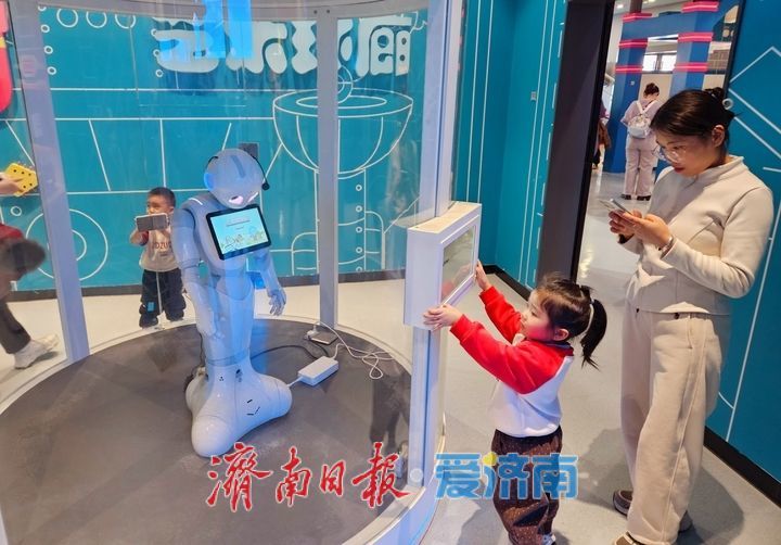 Jinan_ICC's tweet image. Four Seasons, Springs in Jinan丨Entering the Science and Technology Museum to Explore the Mysteries of Science #ScienceExploration #JinanTourism