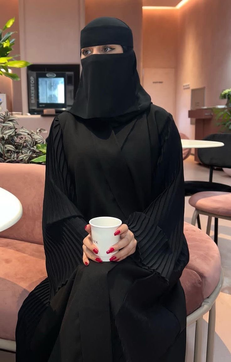 andreeseventh's tweet image. جاده جده كاش يد بيد 
#جاده_جده #كاش_جدة #يد_بيد_جده
Wa.me/966562465118