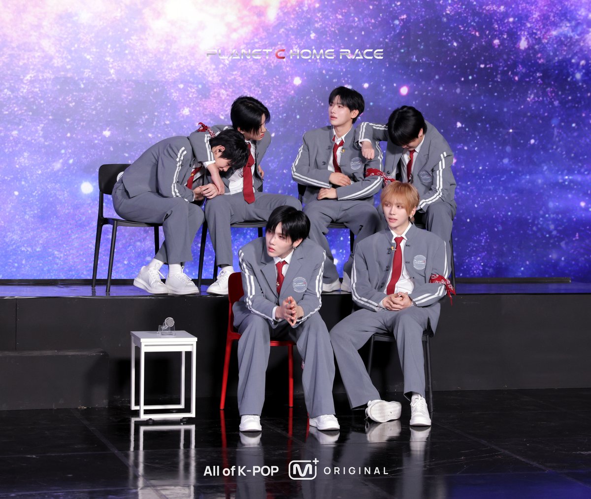 boys2planet_c's tweet image. [3회 비하인드 포토📷] 그 어느 때보다 떨리고, 모두가 간절했던 순간 🤍
 
[Ep.3 Behind Photos📷] The moment that felt more nerve-wracking and heartfelt than ever 🤍

𝐏𝐋𝐀𝐍𝐄𝐓 𝐂 : 𝐇𝐎𝐌𝐄 𝐑𝐀𝐂𝐄  
𝐌𝐧𝐞𝐭 &amp;amp; 𝐌𝐧𝐞𝐭 𝐏𝐥𝐮𝐬 12월 27일 토요일 저녁 8시 파이널

Mnet Plus 🔗…