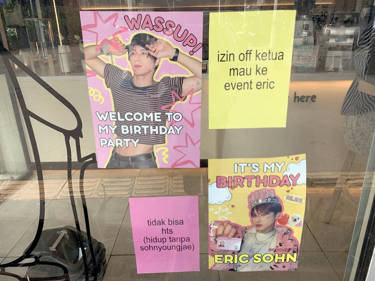 ksonunu's tweet photo. ★  𝒉𝒂𝒑𝒑𝒚 𝒆𝒓𝒊𝒄 𝒅𝒂𝒚  ★
──────────
• 𝟐𝟎𝟐𝟓𝟏𝟐𝟐𝟐 🐶🎂🍓🥤🎀🗒️🩷•

@LovAboyzeric . . . ♡
#LovABoyzERIC #SevenSeaS2Eric
#더비는_영원히_에릭이 #THEBlovesERIC https://t.co/qGaZxeLhuH
