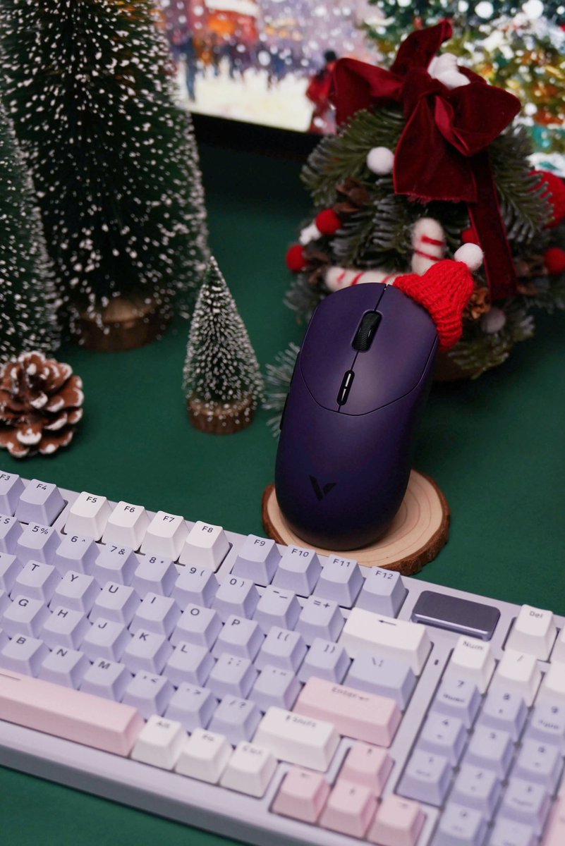 rapoous's tweet photo. ๐ Perfect for Christmas setups โ add some festive magic to your workspace!
Make your desk festive โ click the link to shop now! ๐https://t.co/G195Tm9bpj
#ChristmasDecor #VT2MAX #DeskGoals #HolidayVibes #FestiveDesk https://t.co/gn42Goc7BG