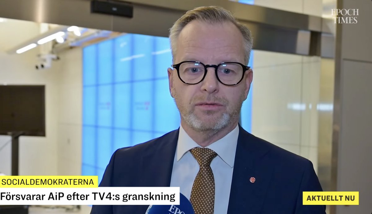 NiklasGillstrom's tweet image. Tydligen tycker DN att det är helt fel att Carl-Oskar Bohlin pratar med Epoch Times.
Här är några bilder med några andra som pratar med Epoch Times, det nämns såklart inte i artikeln. Inte heller när någon är med i @ETC_redaktionen eller Flamman. Men det finns absolut ingen bias.