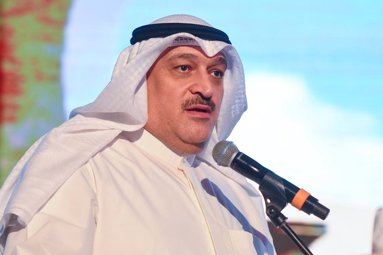 وزير الصحة يصدر قراراً باعتماد ضوابط ترخيص مزاولة مهنة الطب والمهن المساعدة - تنظيم أوضاع الأطباء والهيئة التمريضية والمهن المساعدة بما يشمل الترخيص والتجديد والنقل والترقية المهنية 