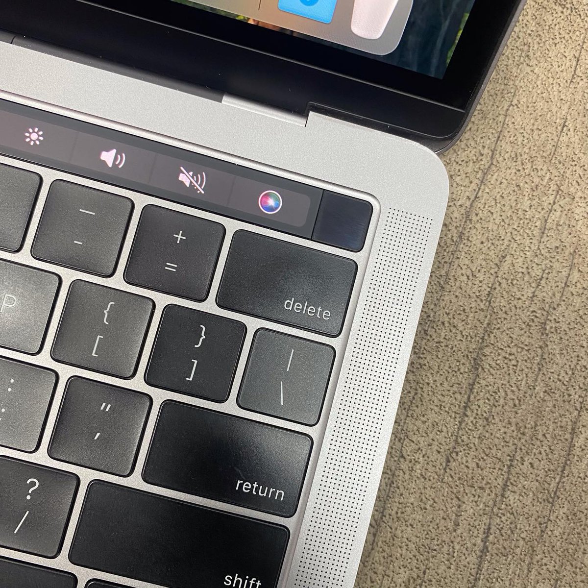 LaptopsArena's tweet image. 2019 MacBook Pro Intel core i7 2.8GHz 13.3″ 16GB 256GB SSD – Ex UK-Clean as New
KES 54,999.

Call 0721763763
Saudi Starlink