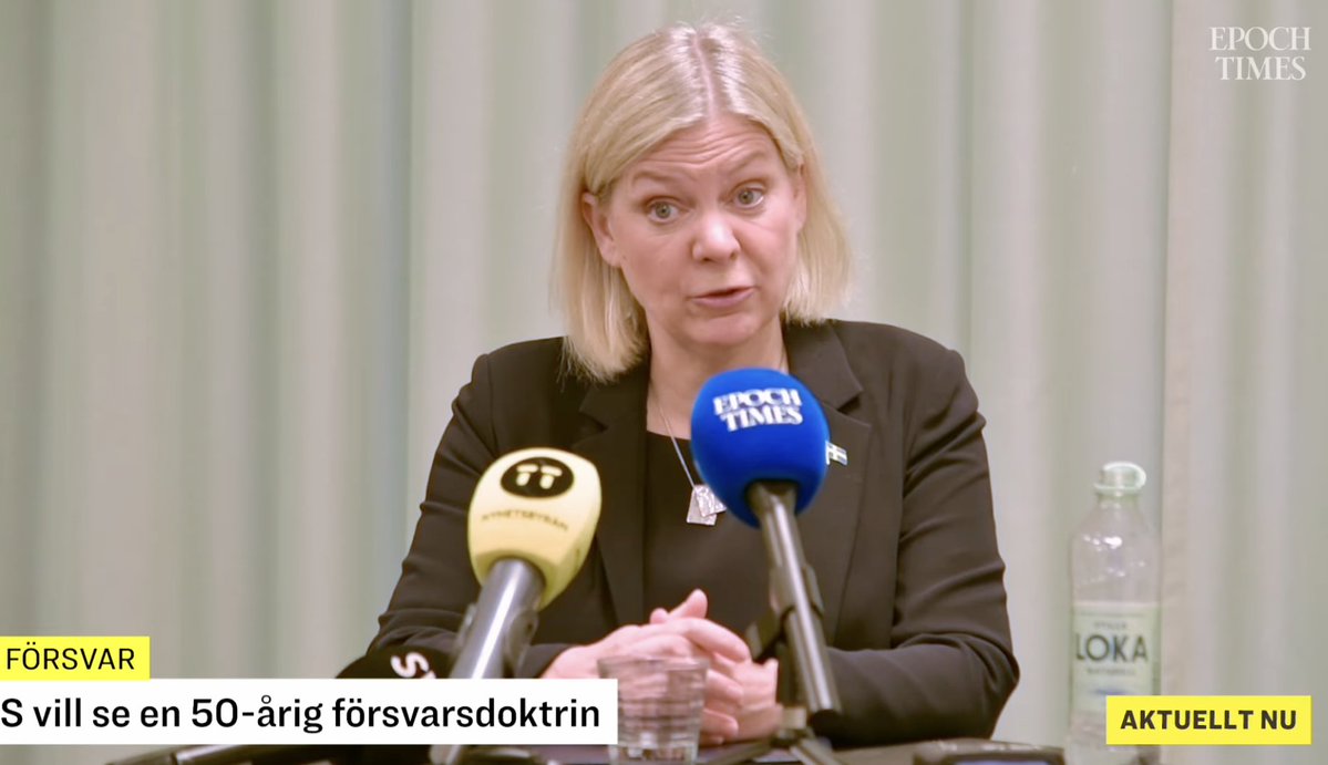 NiklasGillstrom's tweet image. Tydligen tycker DN att det är helt fel att Carl-Oskar Bohlin pratar med Epoch Times.
Här är några bilder med några andra som pratar med Epoch Times, det nämns såklart inte i artikeln. Inte heller när någon är med i @ETC_redaktionen eller Flamman. Men det finns absolut ingen bias.