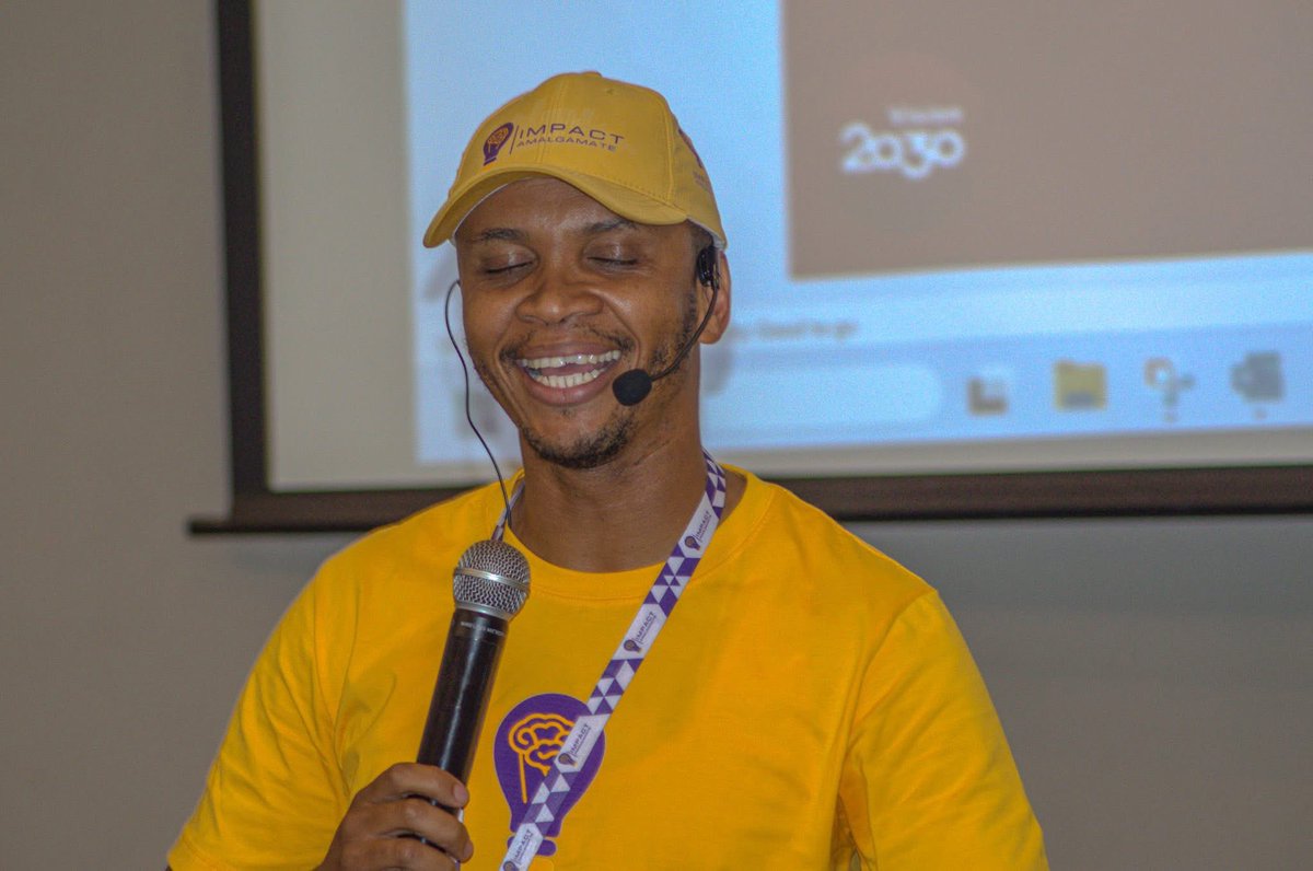 Fred Bohasu tweet media