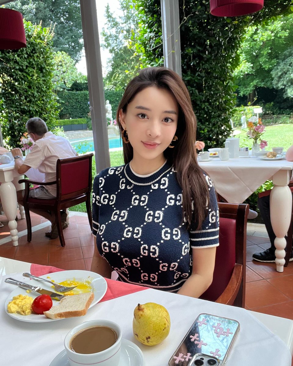 PaulPlexi's tweet photo. Lunch alone😋😌 https://t.co/YVimnCrwvn