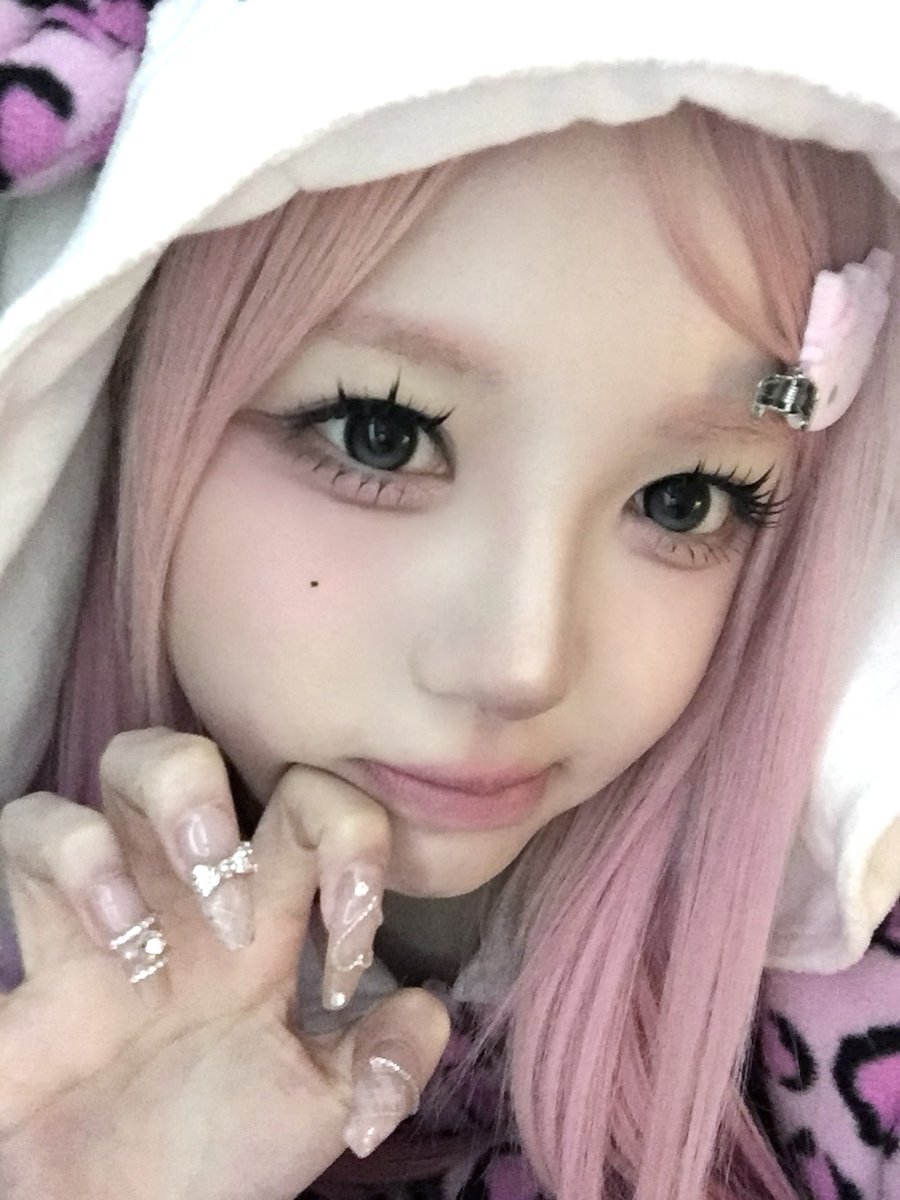 triplescosmos's tweet image. 새로 산 잠옷입니다

#tripleS #트리플에스 #トリプルS
#トリプルエス #トエス
#ChaeWon #채원 #チェウォン