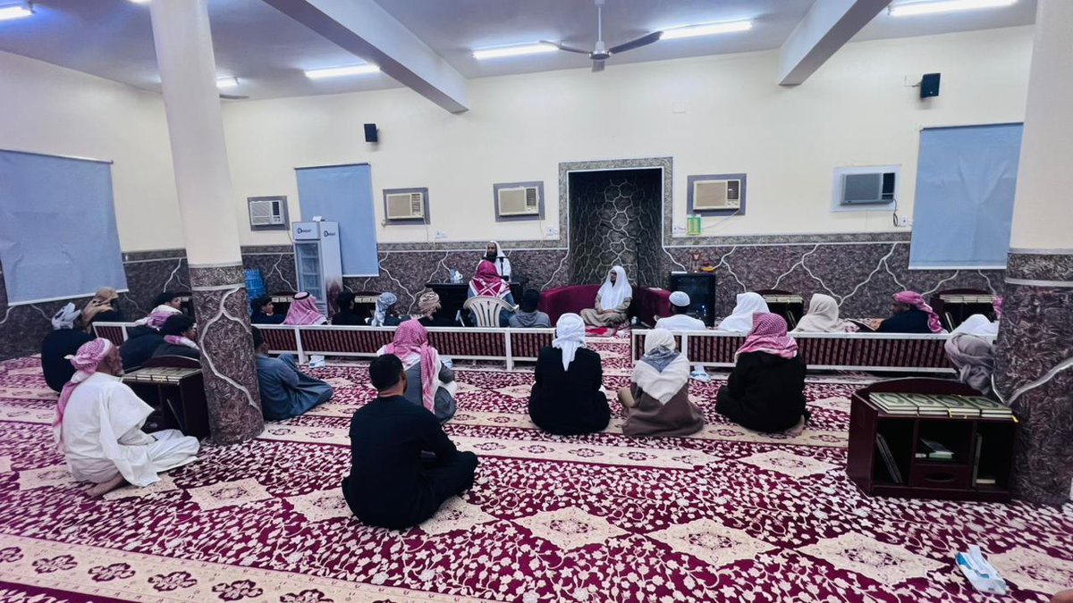 رئيس وأعضاء وموظفو جمعية الدعوة والإرشاد 
وتوعية الجاليات بالوديعة 
يتقدمون بالشكر الجزيل بعد شكر الله 
لفضيلة الشيخ/ د. نواف بن معيض الحارثي
على مشاركته في البرنامج الدعوي 
سائلين الله أن يجزاه خير الجزاء