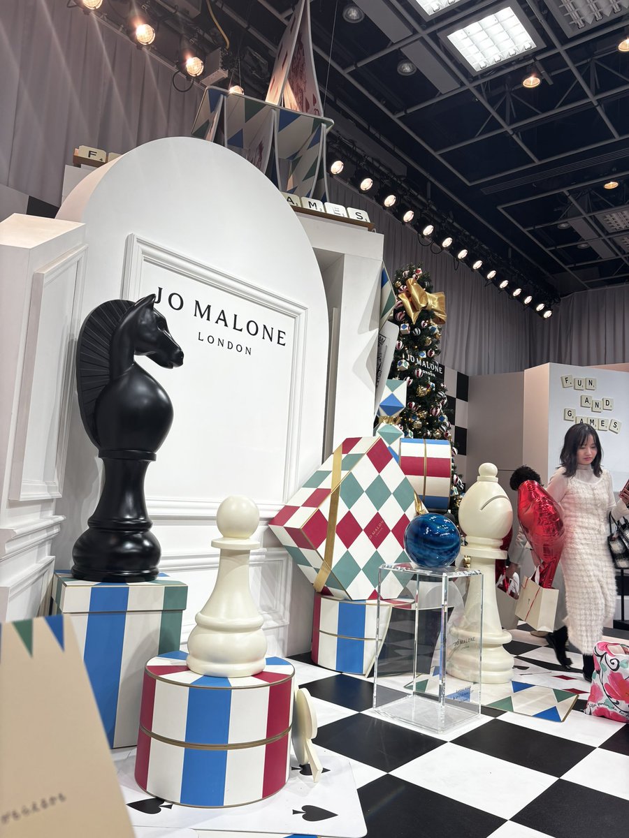 ジョーマローンのポップアップ楽しすぎる！！！

<a href="/JoMaloneLondon/">Jo Malone London</a> 
#ジョーマローンロンドン
#JMLクリスマスゲーム