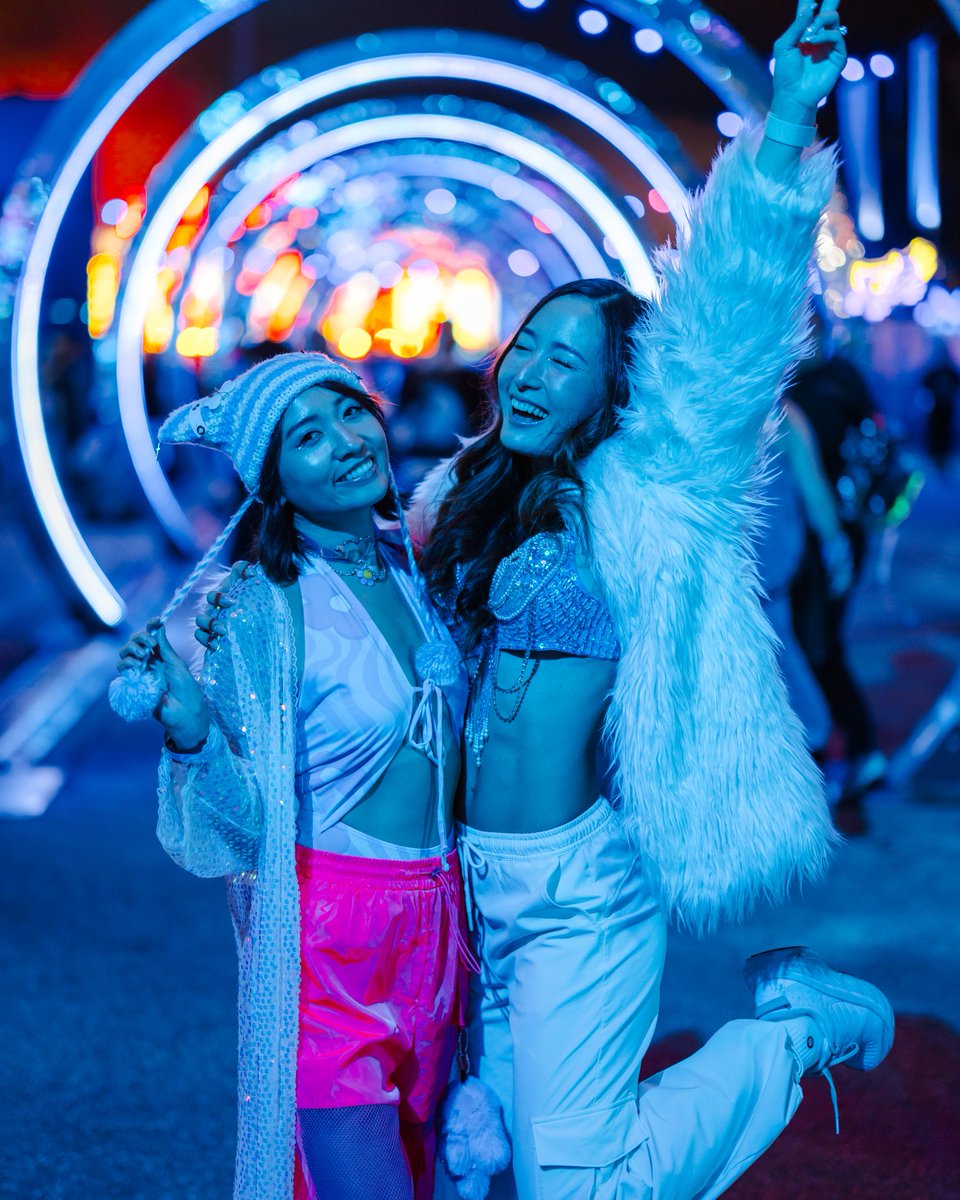 Happy Holidays, Dreamers!✨ We're grateful for every memory, every moment, and every connection we've had with all of you this year. Wherever you are celebrating this holiday season, we're sending you all the warmth and love.👼🫶