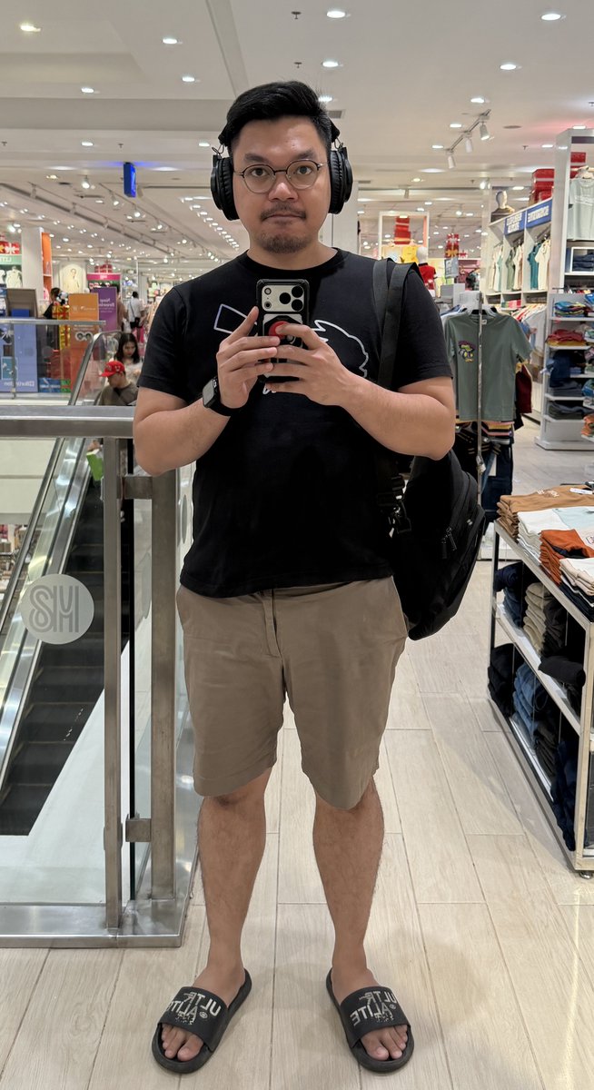 Trentahin Tito vibes. Haha. 😅