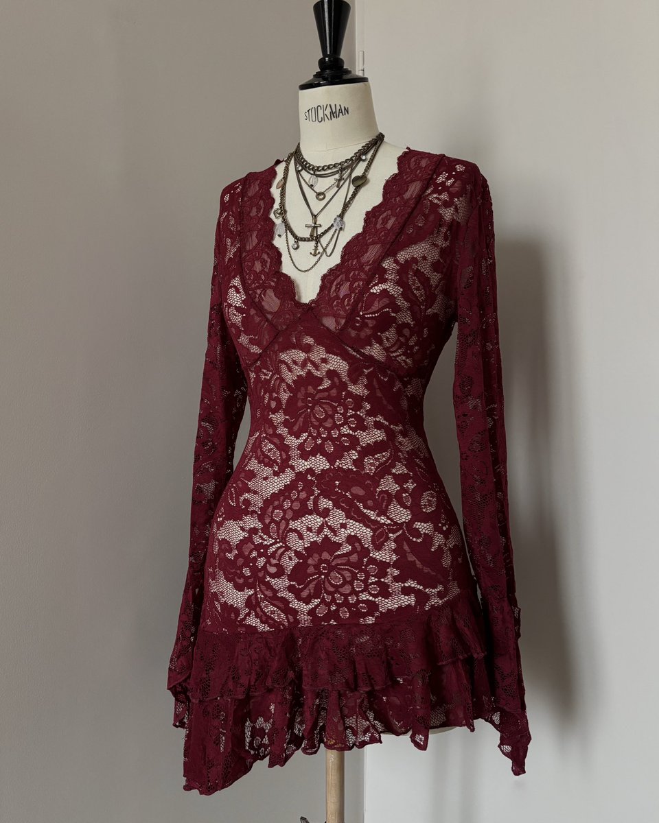 Veigha ᥫ᭡ tweet media