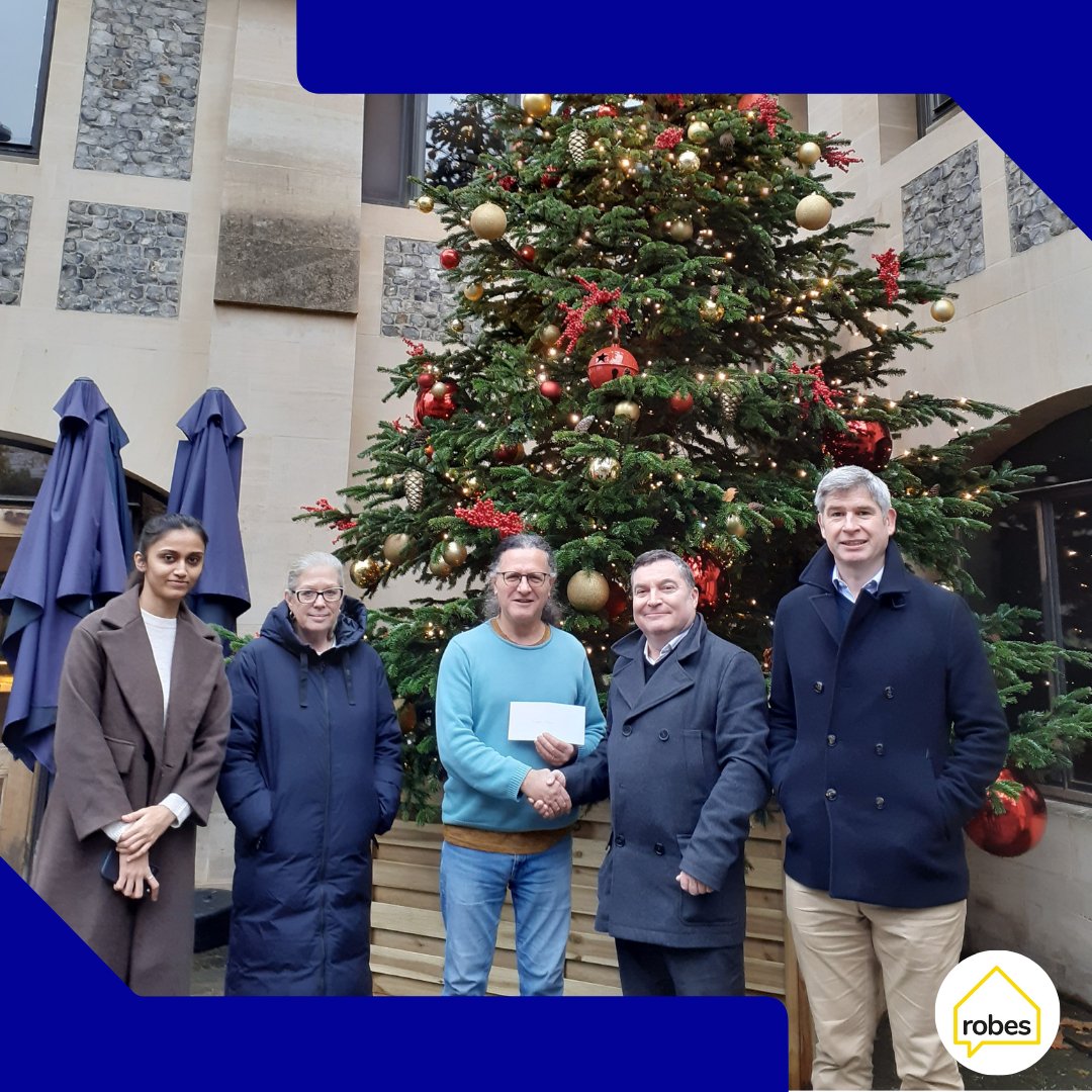 RobesProject's tweet image. We are delighted that our friends at Byrne Bros were able to raise money for our charity. We appreciate their support and wish the team a peaceful Christmas and a Prosperous New Year.
#LocalBusiness #LocalCharity #ItTakesAVillage