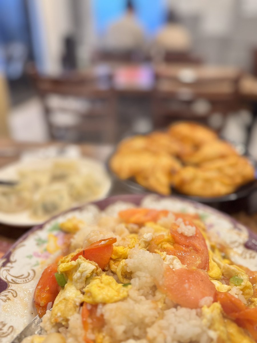 📍 제주 
📍 임성교자
📍 제주시 용화로 57 1층

📌카카오평점 4.2
📌11:00-20::30 
      브레이크타임 16-17
📌 캐치테이블 원격줄서기 없음

🎈 군만두 8P.           10.0
      새우쇼마이 5P       7.0
      토마토계란볶음   12.0
      돌아가기전 지나가다 발견한 집
      옆에 중식집 문을